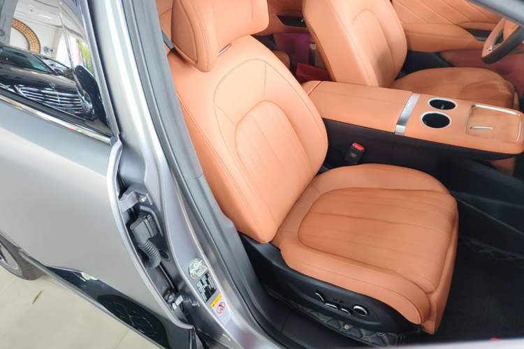 Used CHANGAN NEVO E07 2025 All-Electric 4x4 90kWh Ultra High-Performance Edition Right Front Seat