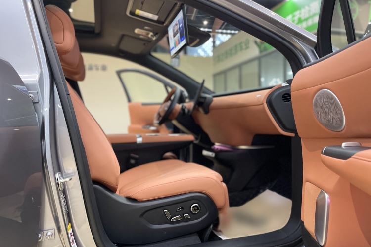 Used CHANGAN NEVO E07 2025 All-Electric 4x4 90kWh Ultra High-Performance Edition Right Front Seat