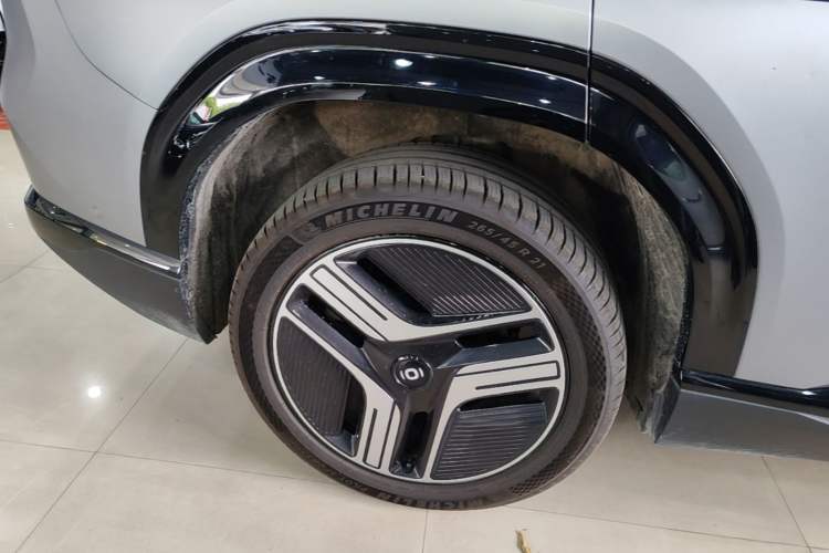 Used CHANGAN NEVO E07 2025 All-Electric 4x4 90kWh Ultra High-Performance Edition Right Rear Wheel Hub