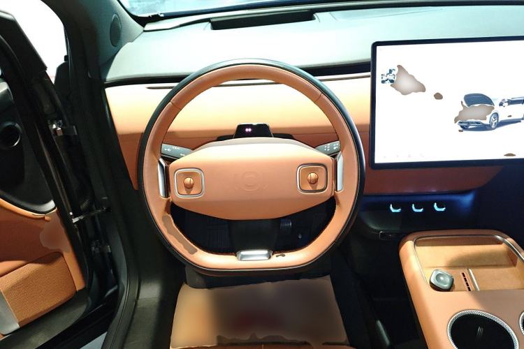 Used CHANGAN NEVO E07 2025 All-Electric 4x4 with 90 kWh Max Intelligent Driving Version Steering Wheel