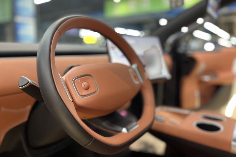 Used CHANGAN NEVO E07 2025 All-Electric 4x4 90kWh Ultra High-Performance Edition Steering Wheel