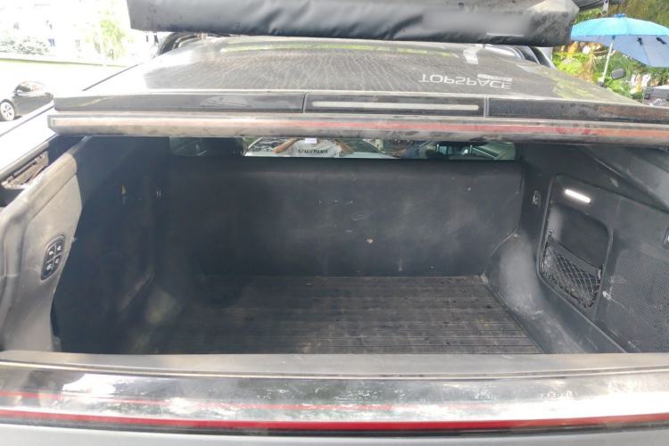 Used CHANGAN NEVO E07 2025 All-Electric 4x4 with 90 kWh Max Intelligent Driving Version Trunk