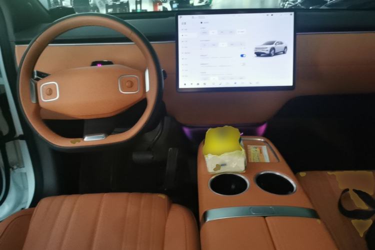 Used CHANGAN NEVO E07 2025 All-Electric 4x4 with 90 kWh Max Intelligent Driving Version Center Console