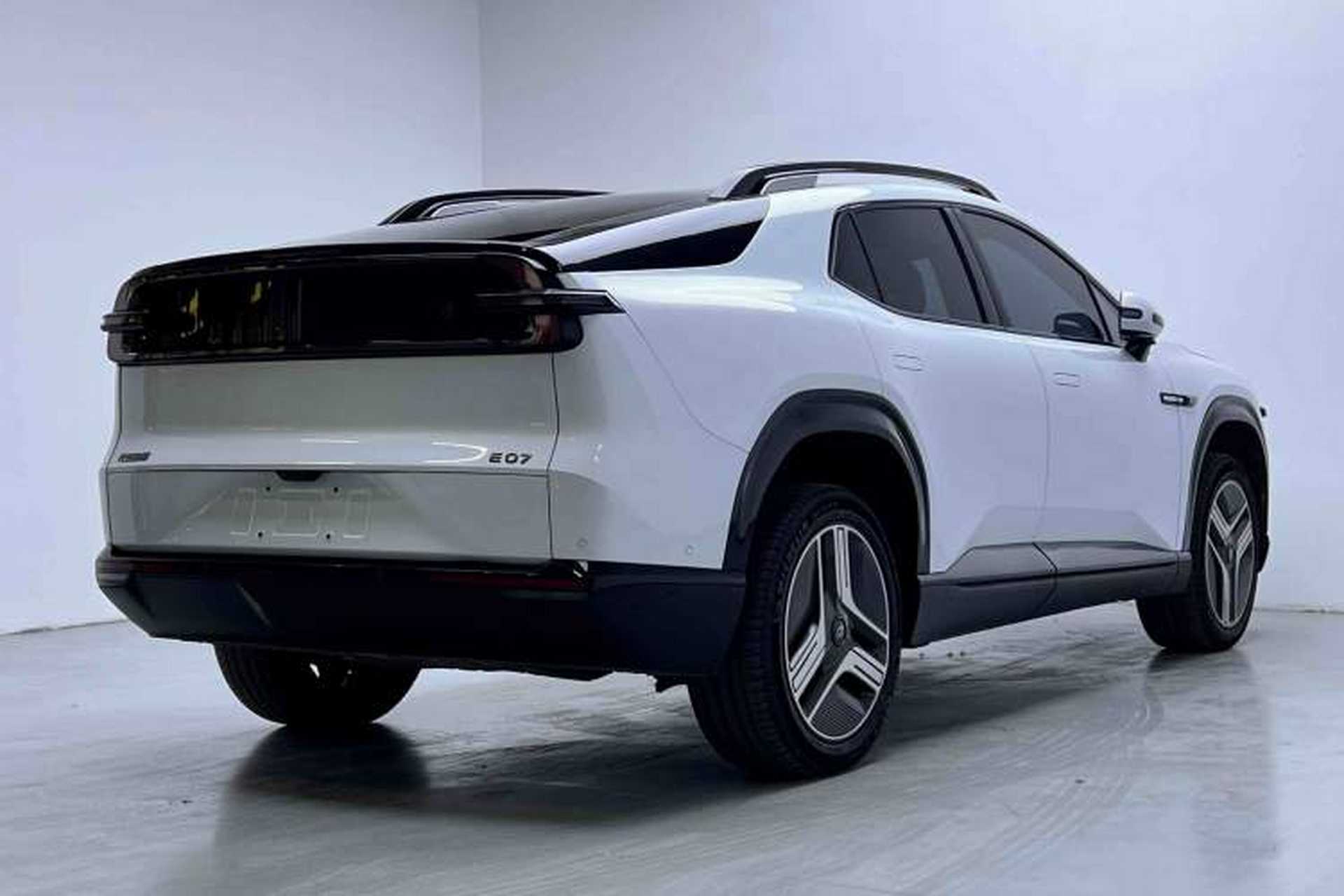 Used CHANGAN NEVO E07 2025 All-Electric 4x4 90kWh Ultra High-Performance Edition Exterior 4
