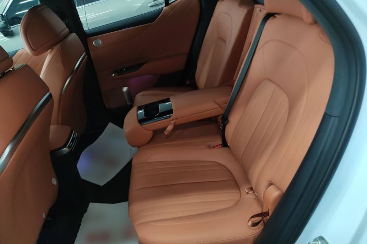 Used CHANGAN NEVO E07 2025 All-Electric 4x4 90kWh Ultra High-Performance Edition Left Rear Seat