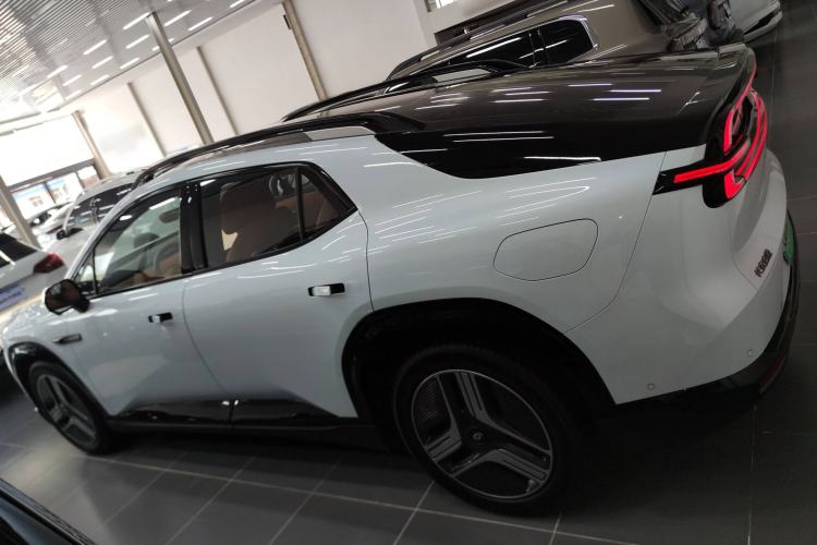 Used CHANGAN NEVO E07 2025 All-Electric 4x4 90kWh Ultra High-Performance Edition Left Side