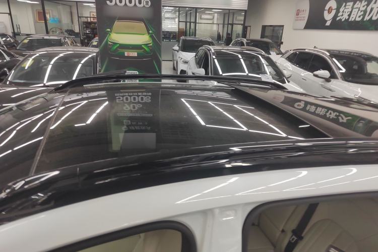Used CHANGAN NEVO E07 2025 All-Electric Two-Wheel Drive 90 kWh Pro Smart Version Roof