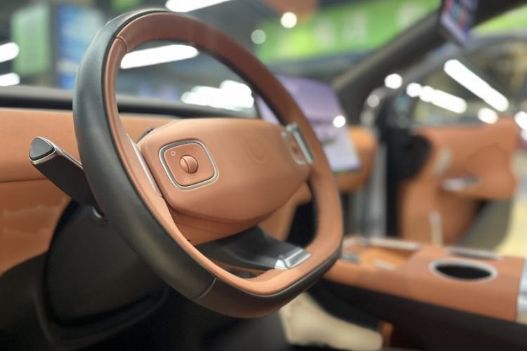 Used CHANGAN NEVO E07 2025 All-Electric 4x4 90kWh Ultra High-Performance Edition Steering Wheel