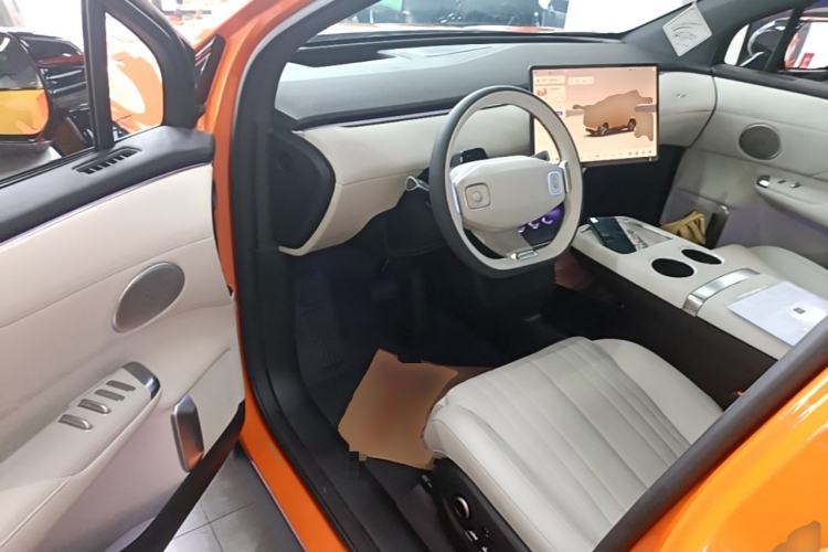 Used CHANGAN NEVO E07 2026 Model Pure Electric Four-Wheel Drive 90kWh Ultra Driver Seat