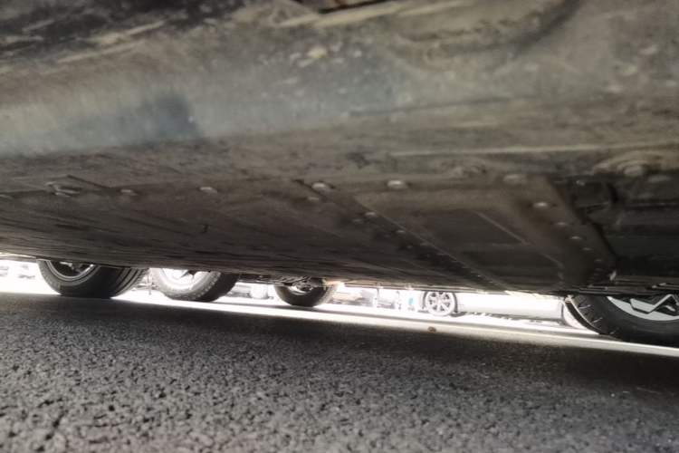 Used CHANGAN NEVO E07 2026 Model Pure Electric Four-Wheel Drive 90kWh Ultra Left Side Sill