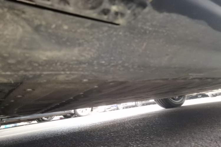 Used CHANGAN NEVO E07 2026 Model Pure Electric Four-Wheel Drive 90kWh Ultra Right Side Sill