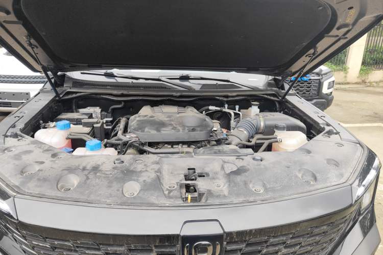 Used CHANGAN NEVO Hunter K50 2025 All-Wheel-Drive Global Version Engine Bay