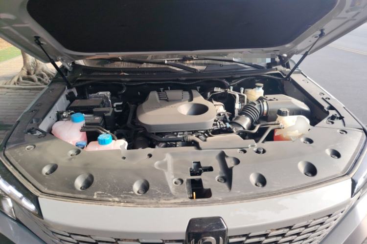 Used CHANGAN NEVO Hunter K50 2025 Model Standard Box Four-Wheel Drive Flagship Engine Bay