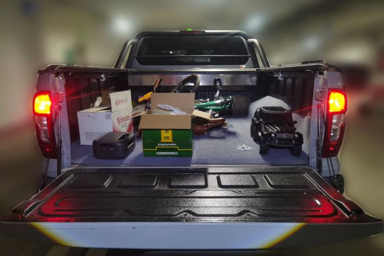 Used CHANGAN NEVO Hunter K50 2025 Model Long Box Four-Wheel Drive Luxury Trunk