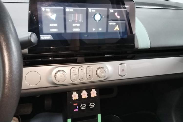 Used CHANGAN NEVO Lumin 2022 210km Sweet Edition Audio And AC Panel