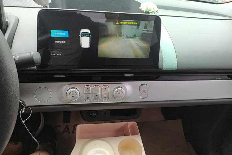 Used CHANGAN NEVO Lumin 2022 155 km – Refreshingly Sweet Edition Audio And AC Panel