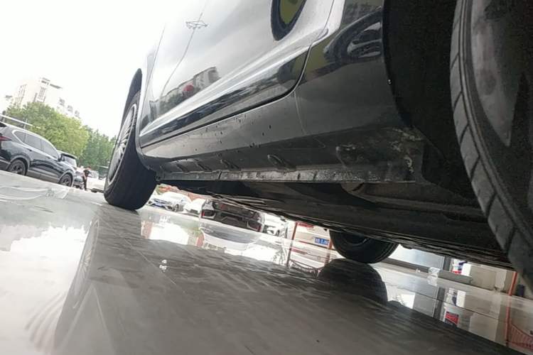 Used CHANGAN NEVO Lumin 2022 210km Sweet Edition Left Side Sill