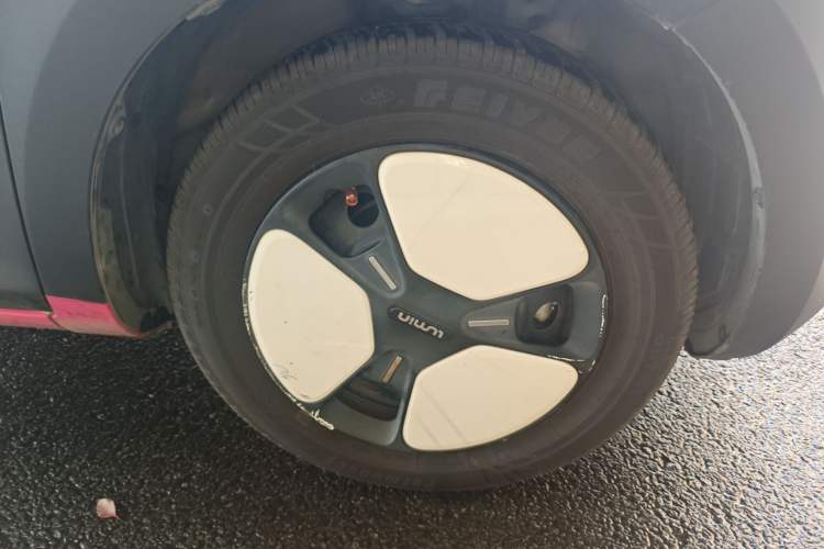 Used CHANGAN NEVO Lumin 2022 210km Sweet Edition Right Front Wheel Hub
