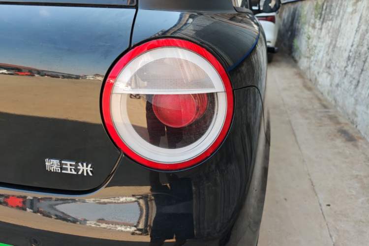 Used CHANGAN NEVO Lumin 2022 210km Sweet Edition Right Rear Taillight