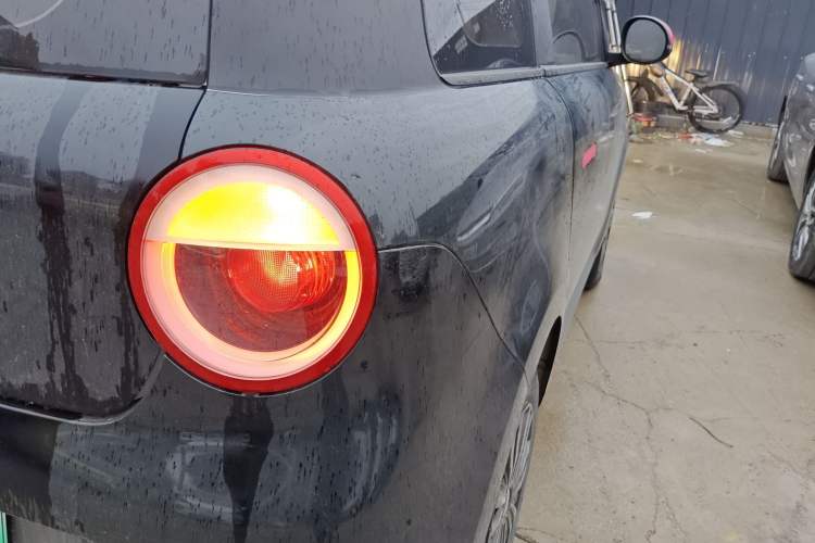 Used CHANGAN NEVO Lumin 2022 210km Sweet Edition Right Rear Taillight