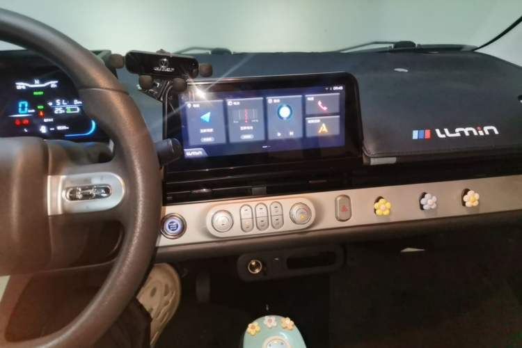 Used CHANGAN NEVO Lumin 2022 210km Sweet Edition Audio And AC Panel