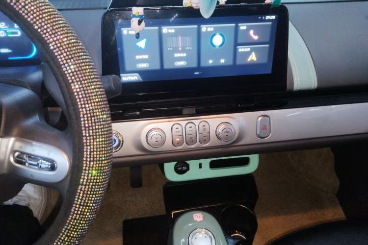 Used CHANGAN NEVO Lumin 2022 210km Sweet Edition Audio And AC Panel