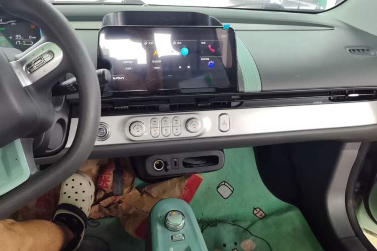Used CHANGAN NEVO Lumin 2022 210km Sweet Edition Audio And AC Panel
