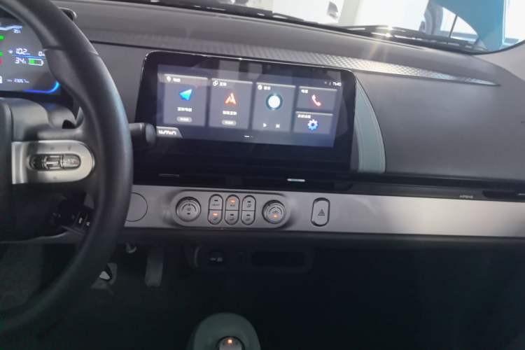 Used CHANGAN NEVO Lumin 2022 301km Honey-Sweet Version Audio And AC Panel