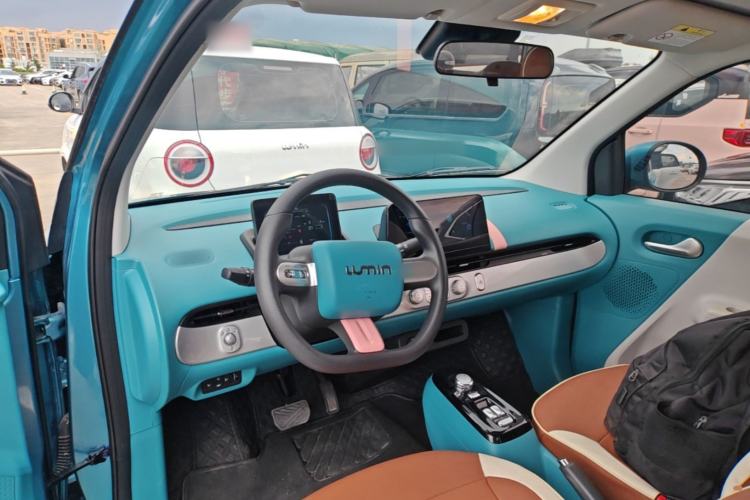 Used CHANGAN NEVO Lumin 2022 210km Sweet Edition Center Console