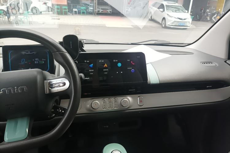 Used CHANGAN NEVO Lumin 2022 210km Sweet Edition Center Console