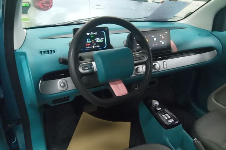 Used CHANGAN NEVO Lumin 2022 210km Sweet Edition Center Console