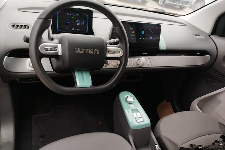 Used CHANGAN NEVO Lumin 2022 210km Sweet Edition Center Console