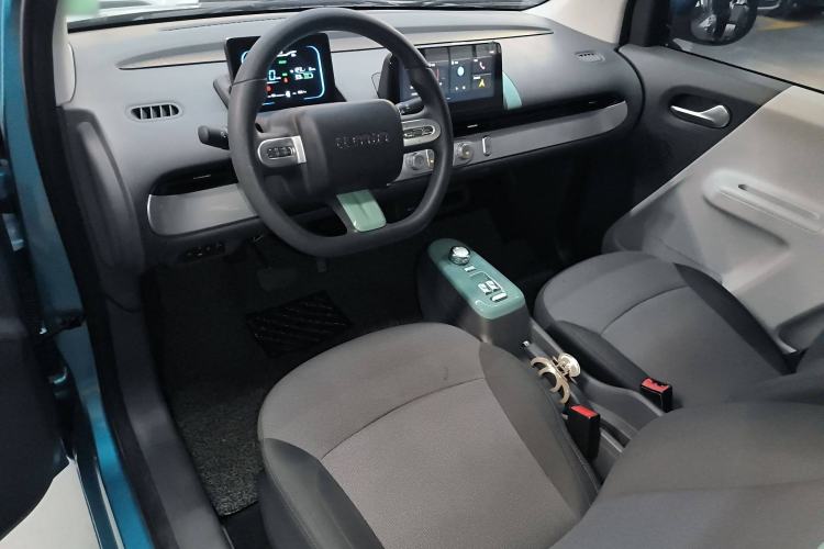 Used CHANGAN NEVO Lumin 2022 210km Sweet Edition Center Console