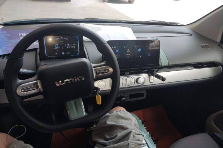 Used CHANGAN NEVO Lumin 2022 210km Sweet Edition Center Console