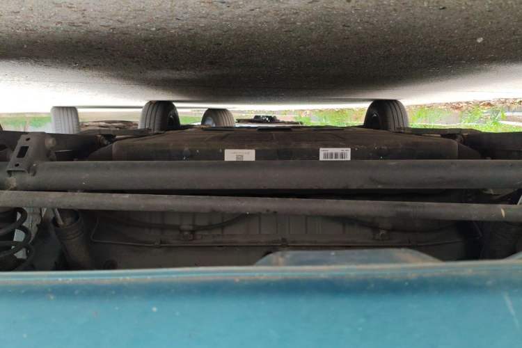 Used CHANGAN NEVO Lumin 2022 155 km – Refreshingly Sweet Edition Chassis Rear