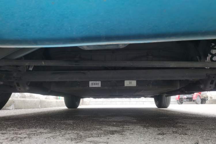 Used CHANGAN NEVO Lumin 2022 155 km – Refreshingly Sweet Edition Chassis Rear