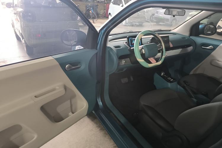 Used CHANGAN NEVO Lumin 2022 155 km – Refreshingly Sweet Edition Driver Seat