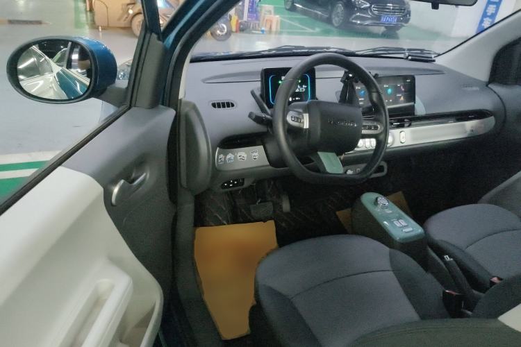 Used CHANGAN NEVO Lumin 2022 155 km – Refreshingly Sweet Edition Driver Seat