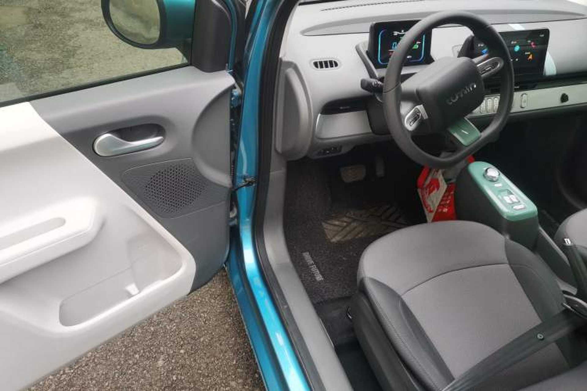 Used CHANGAN NEVO Lumin 2022 155 km – Refreshingly Sweet Edition Driver Seat