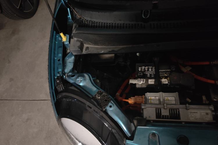 Used CHANGAN NEVO Lumin 2022 210km Sweet Edition Engine Bay Right