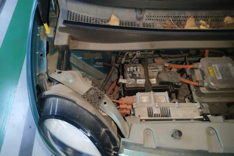 Used CHANGAN NEVO Lumin 2022 210km Sweet Edition Engine Bay Right
