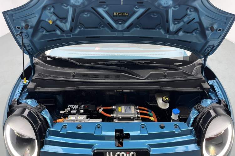 Used CHANGAN NEVO Lumin 2022 210km Sweet Edition Engine Bay