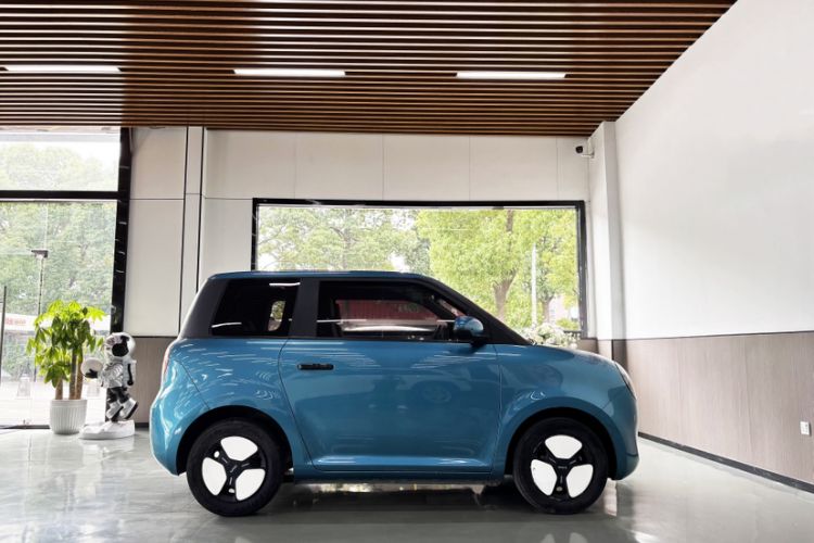 Used CHANGAN NEVO Lumin 2022 210km Sweet Edition Exterior 2