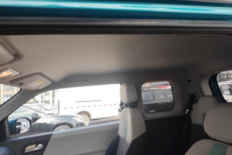 Used CHANGAN NEVO Lumin 2022 155 km – Refreshingly Sweet Edition Headliner
