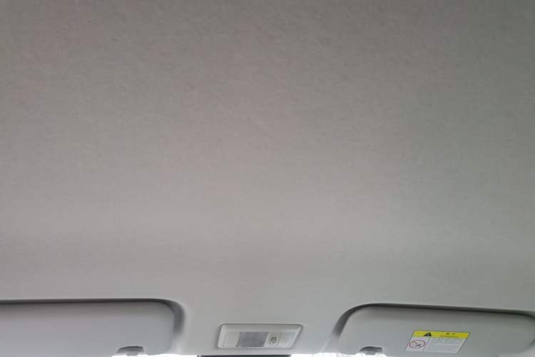Used CHANGAN NEVO Lumin 2022 155 km – Refreshingly Sweet Edition Headliner