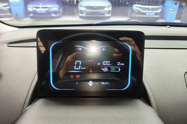 Used CHANGAN NEVO Lumin 2022 210km Sweet Edition Instrument Cluster