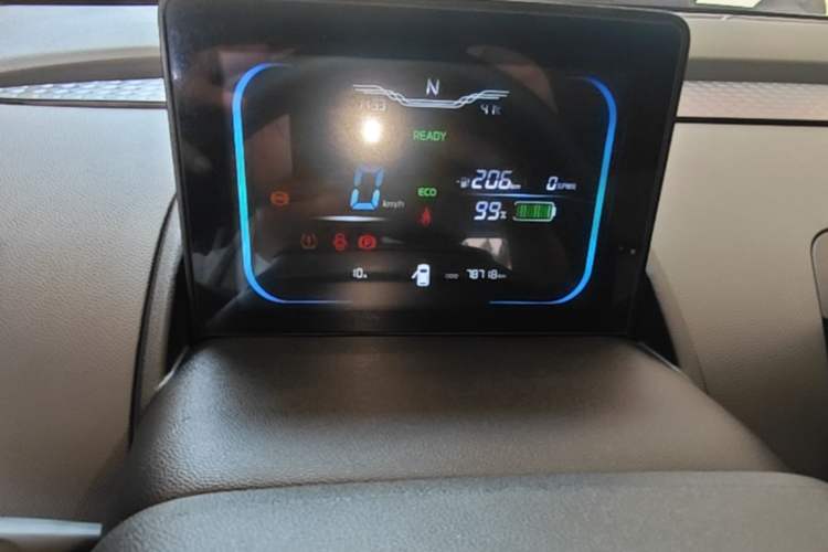 Used CHANGAN NEVO Lumin 2022 210km Sweet Edition Instrument Cluster