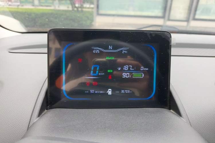 Used CHANGAN NEVO Lumin 2022 210km Sweet Edition Instrument Cluster