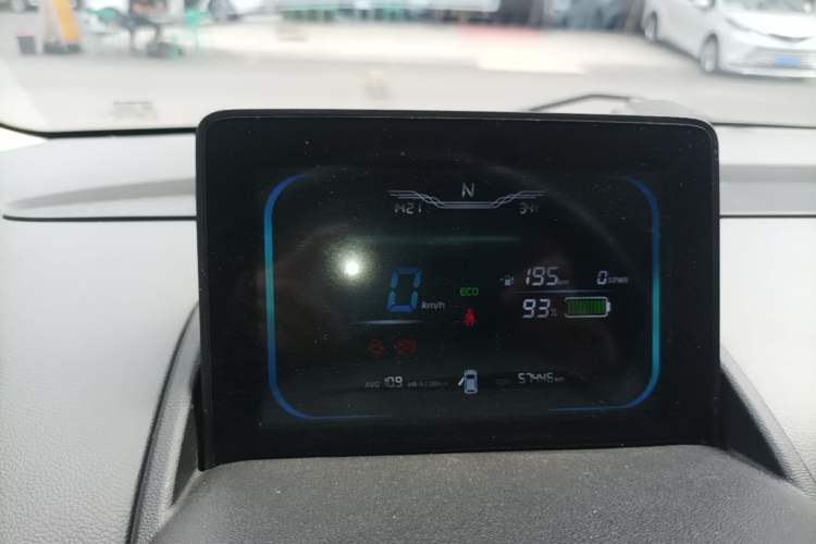 Used CHANGAN NEVO Lumin 2022 210km Sweet Edition Instrument Cluster