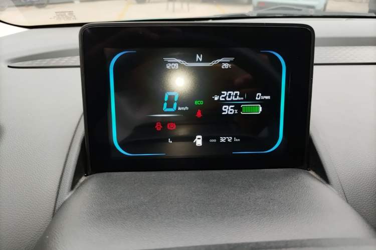 Used CHANGAN NEVO Lumin 2022 210km Sweet Edition Instrument Cluster